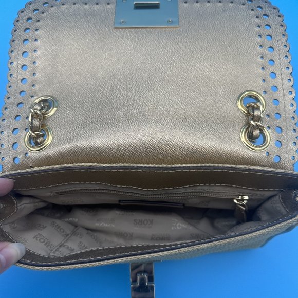 493. NWOT Michael Kors Violet Vivian Shoulder Bag / Crossbody Gold Metallic - Picture 10 of 10